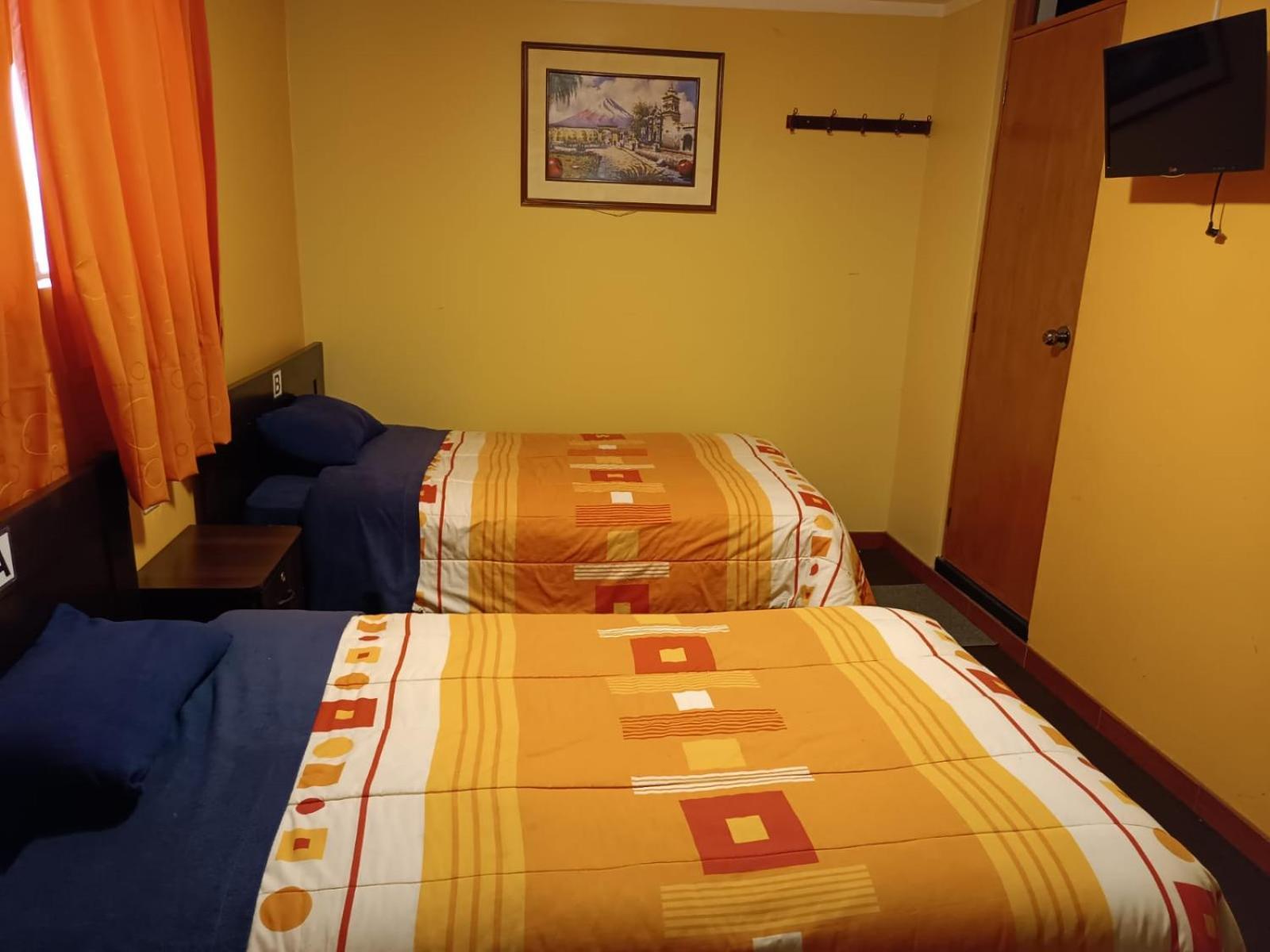 Hotel Posada De Belen Espinar Bagian luar foto