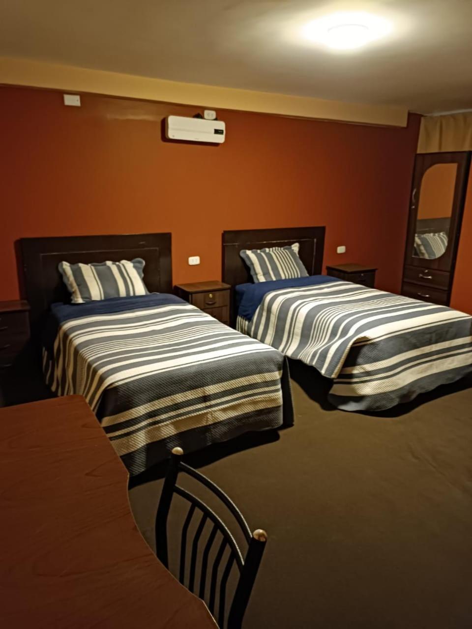 Hotel Posada De Belen Espinar Bagian luar foto